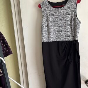 Enfocus Studio Black and Gray Midi Dress